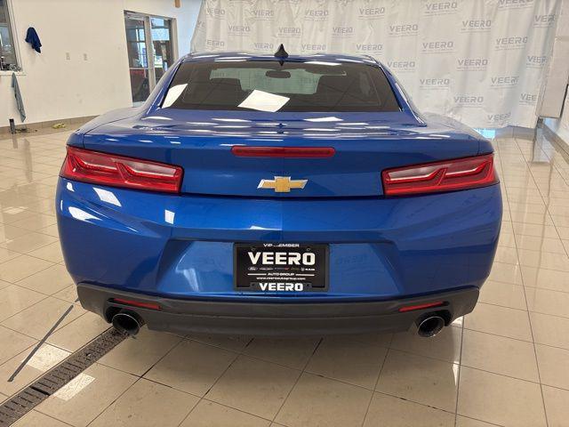 Photo of 2017 Hyper Blue Metallic Chevrolet Camaro