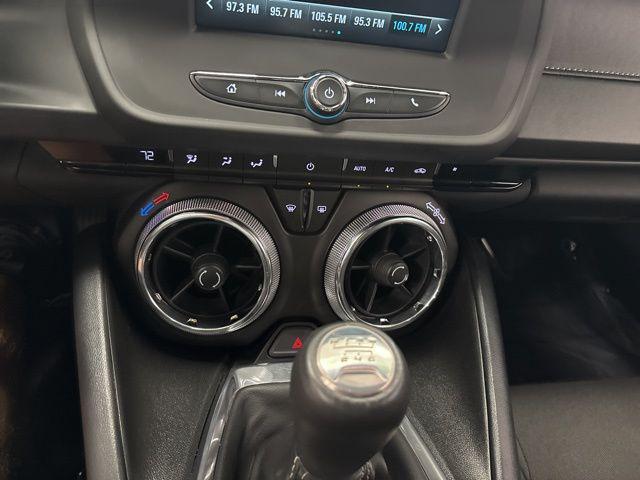 Photo of 2017 Hyper Blue Metallic Chevrolet Camaro
