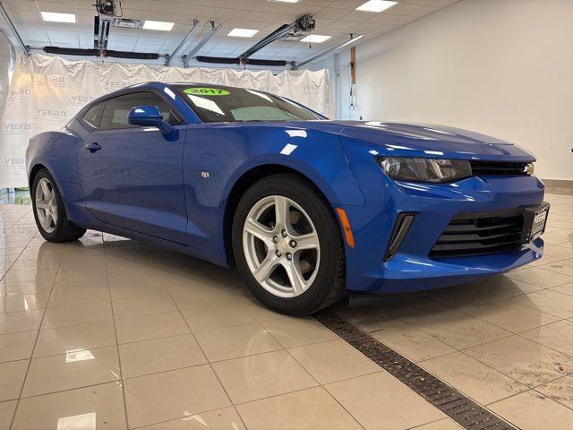 Photo of 2017 Hyper Blue Metallic Chevrolet Camaro