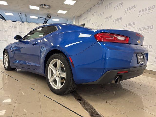 Photo of 2017 Hyper Blue Metallic Chevrolet Camaro