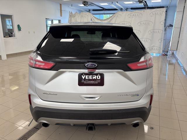 Photo of 2019 Ingot Silver Ford Edge