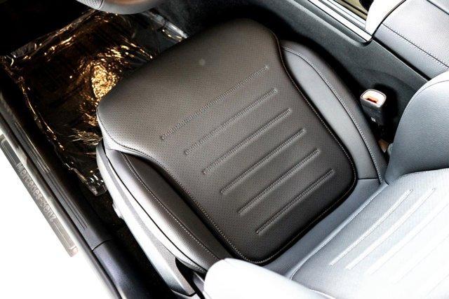 Photo of 2025 Polar White Mercedes-Benz C-Class