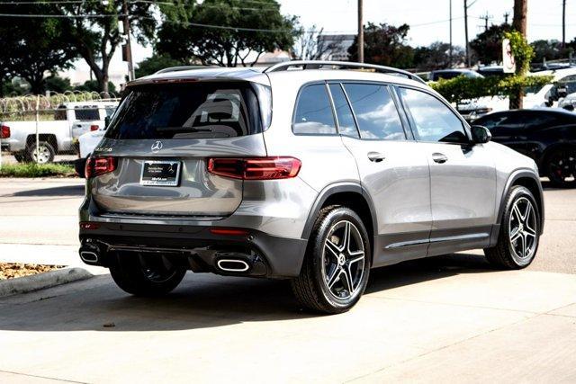 Photo of 2025 Gray Mercedes-Benz GLB 250