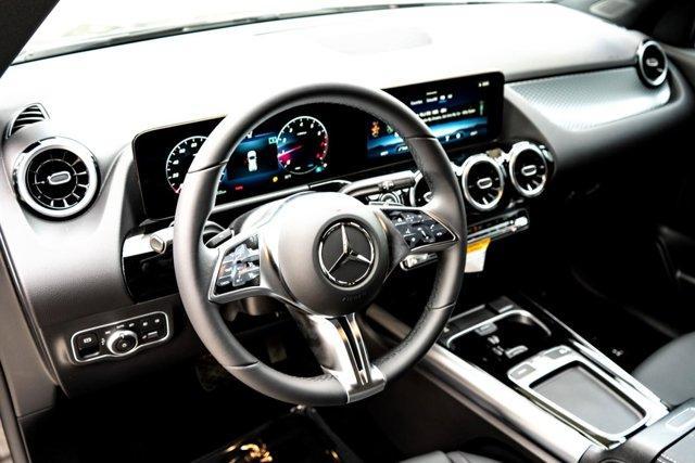 Photo of 2025 Black Mercedes-Benz GLA 250