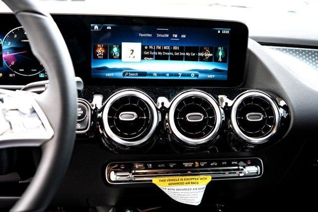 Photo of 2025 Black Mercedes-Benz GLA 250