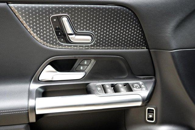 Photo of 2025 Black Mercedes-Benz GLA 250