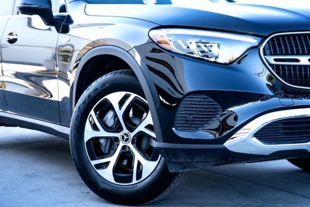 Photo of 2025 Black Mercedes-Benz GLC 350e