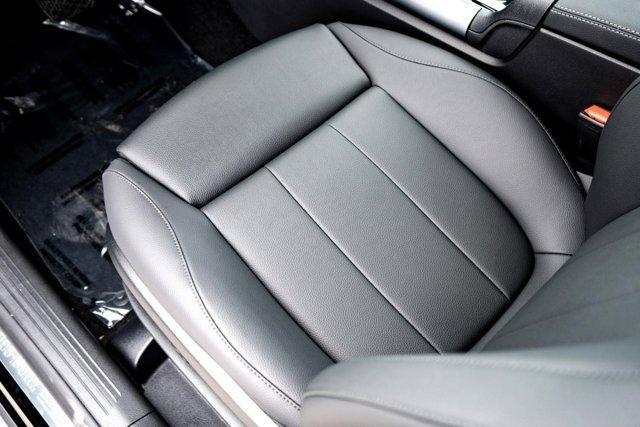 Photo of 2025 Black Mercedes-Benz GLA 250