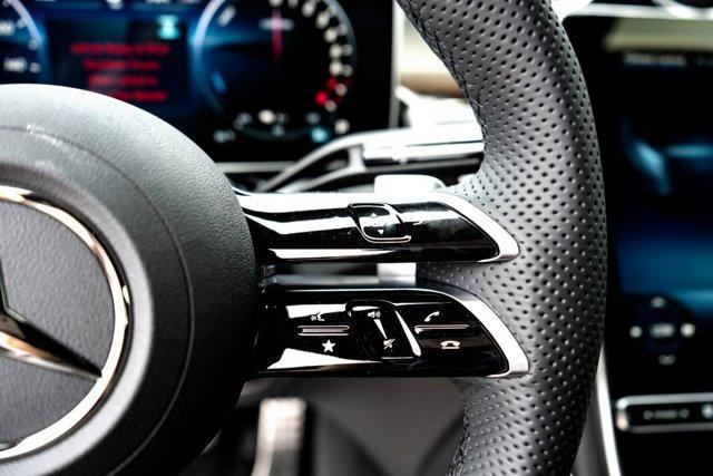Photo of 2025 Black Mercedes-Benz GLC 350e