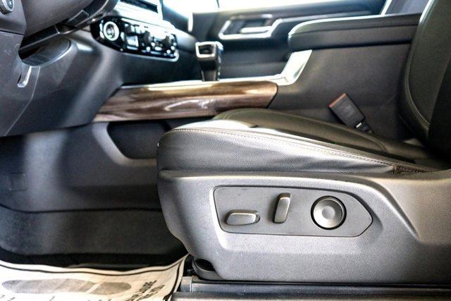 Photo of 2022 Black Chevrolet Silverado 1500