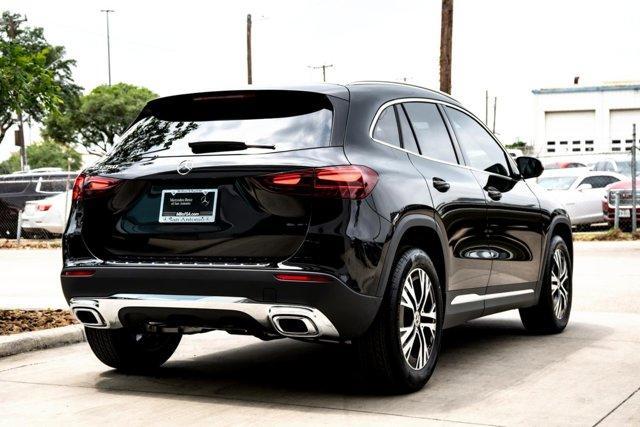 Photo of 2025 Black Mercedes-Benz GLA 250