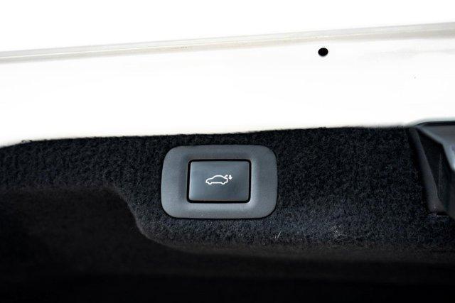 Photo of 2020 Eminent White Pearl Lexus LS 500