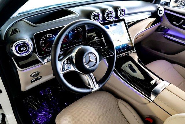 Photo of 2025 Polar White Mercedes-Benz GLC 350e