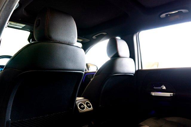 Photo of 2025 Silver Metallic Mercedes-Benz GLB 250