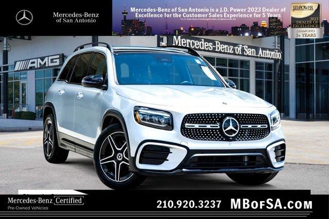 Photo of 2025 Silver Metallic Mercedes-Benz GLB 250