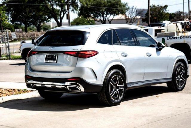 Photo of 2025 Silver Metallic Mercedes-Benz GLC 350e
