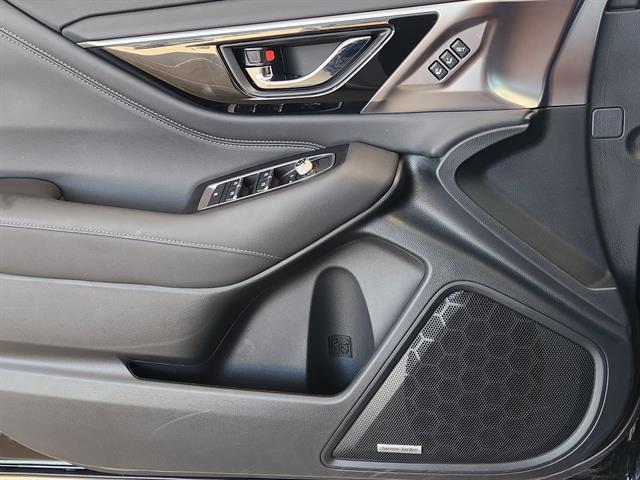 Photo of 2025 Black Subaru Outback