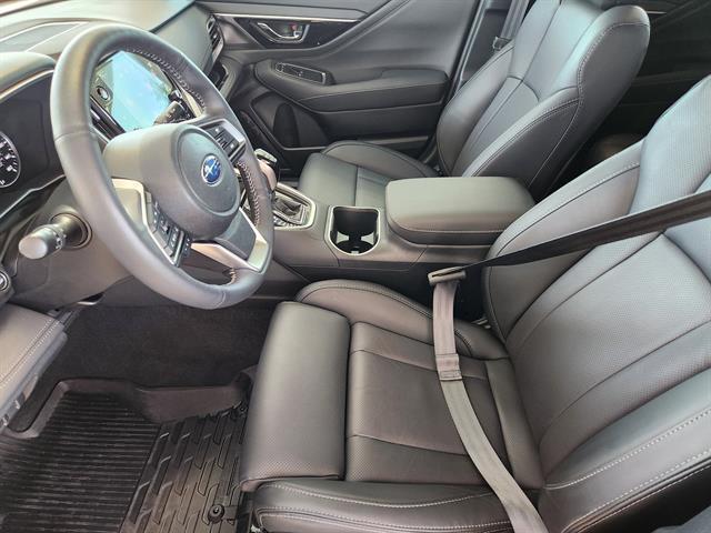 Photo of 2025 Black Subaru Outback