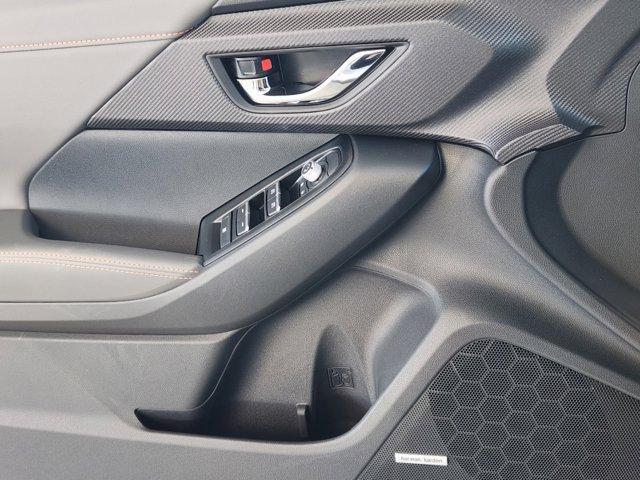 Photo of 2025 Crystal White Pearl Subaru Crosstrek