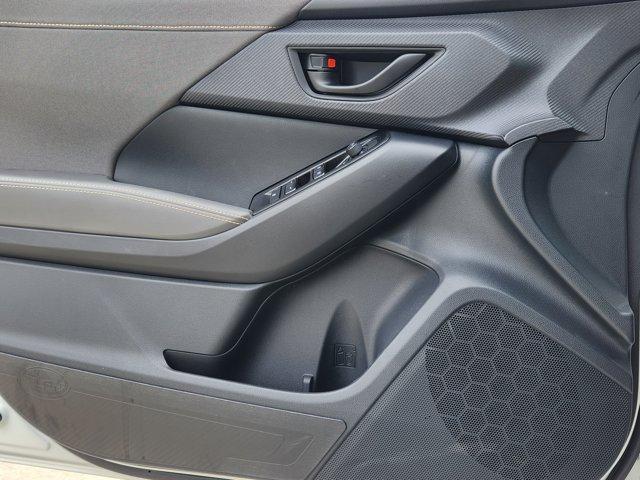 Photo of 2025 Crystal White Pearl Subaru Crosstrek