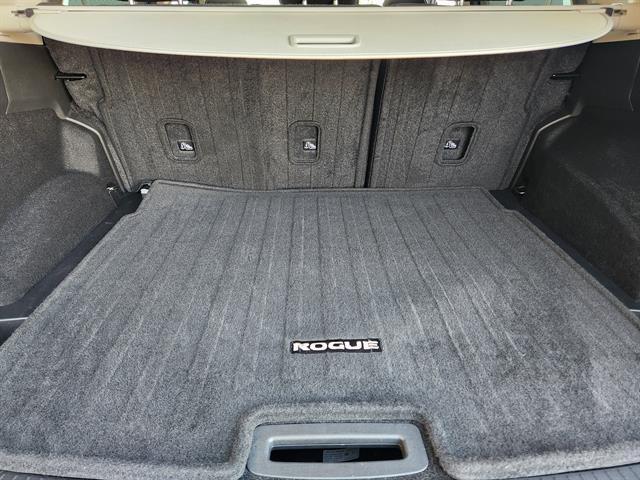 Photo of 2023 Caspian Blue Nissan Rogue
