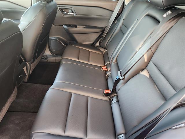 Photo of 2023 Caspian Blue Nissan Rogue
