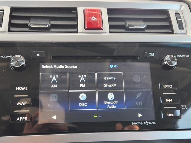 Photo of 2017 Crystal White Pearl Subaru Outback