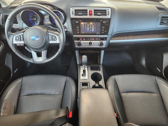 Photo of 2017 Crystal White Pearl Subaru Outback
