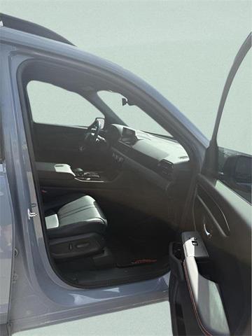 Photo of 2023 Sonic Gray Pearl Honda Pilot