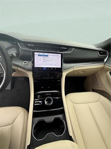 Photo of 2024 Velvet Red Pearlcoat Jeep Grand Cherokee L