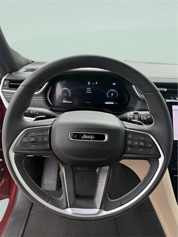 Photo of 2024 Velvet Red Pearlcoat Jeep Grand Cherokee L
