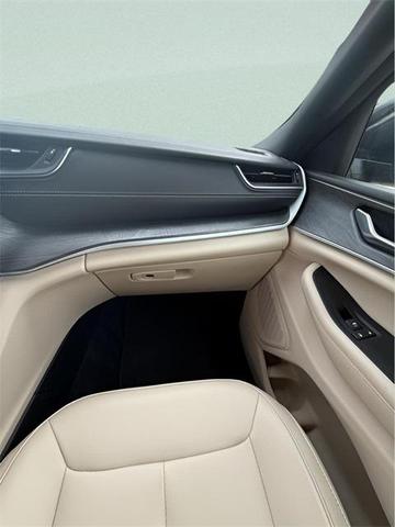 Photo of 2024 Velvet Red Pearlcoat Jeep Grand Cherokee L