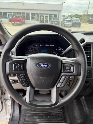 Photo of 2022 Oxford White Ford F-350