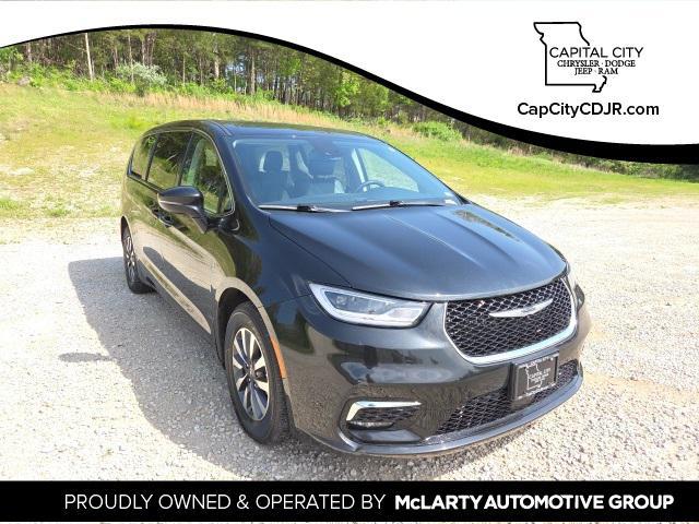2024 Chrysler Pacifica Hybrid