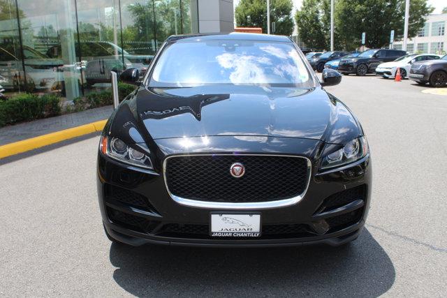 Photo of 2019 Black Jaguar F-PACE