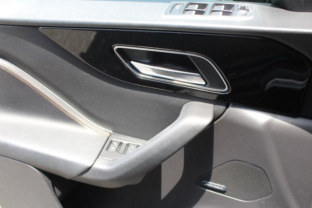 Photo of 2019 Black Jaguar F-PACE
