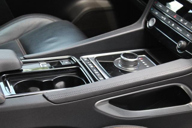 Photo of 2019 Black Jaguar F-PACE