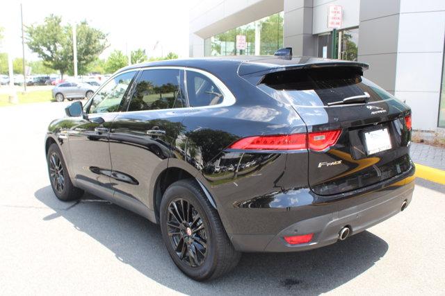 Photo of 2019 Black Jaguar F-PACE