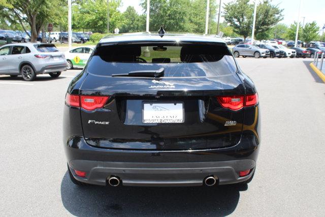 Photo of 2019 Black Jaguar F-PACE