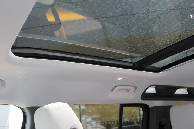 Photo of 2025 Tasman Blue Metallic Land Rover Defender