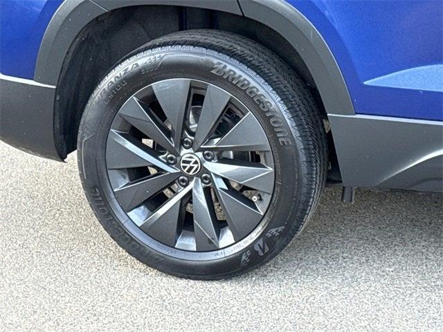 Photo of 2023 Blue Dusk Volkswagen Taos