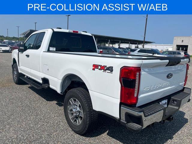 Photo of 2025 Oxford White Ford F-350