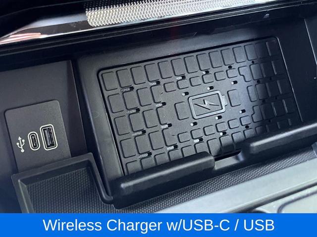 Photo of 2025 Agate Black Metallic Ford F-150