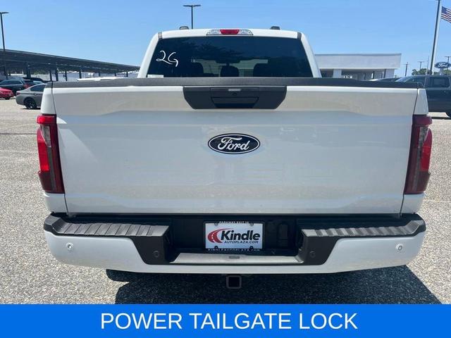Photo of 2025 Oxford White Ford F-150