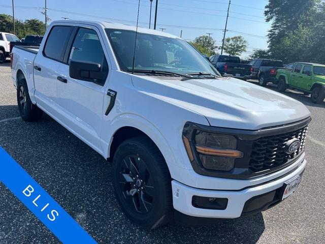 Photo of 2025 Oxford White Ford F-150