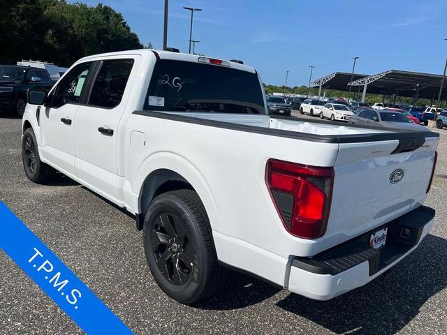 Photo of 2025 Oxford White Ford F-150
