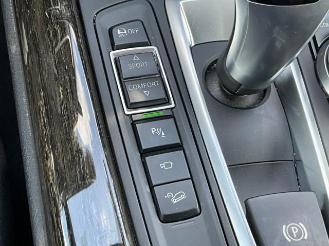 Photo of 2017 SILVER BMW X5 eDrive