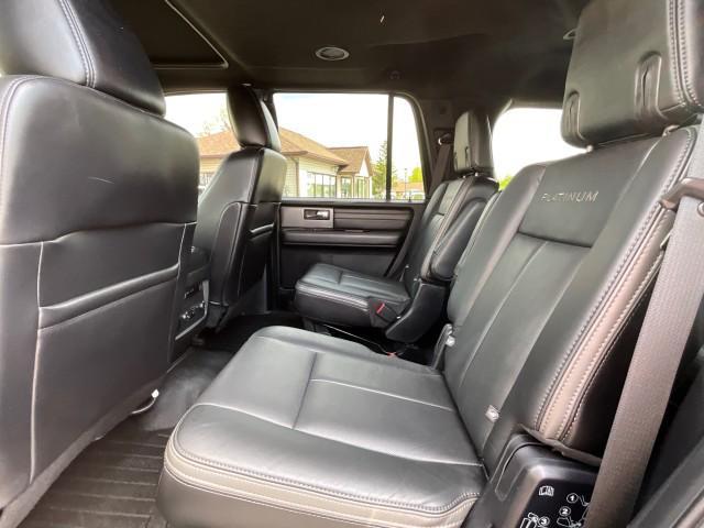 Photo of 2016 Magnetic Metallic Ford Expedition