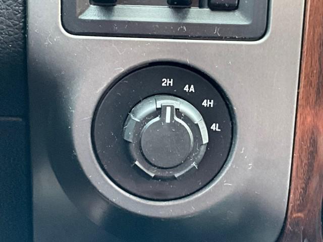 Photo of 2016 Magnetic Metallic Ford Expedition