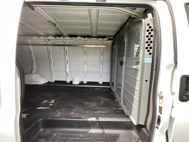 Photo of 2020 Summit White Chevrolet Express 3500